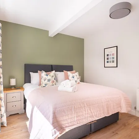 Holiday home 5 Bed In Oc-lr078 *