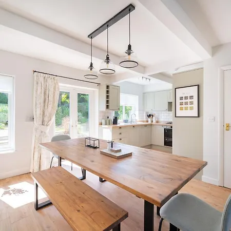 5 Bed In Oc-lr078 * Staveley (Cumbria)