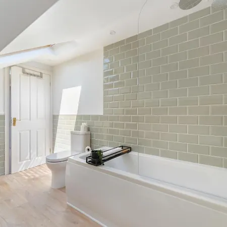 5 Bed In Oc-lr078 Staveley (Cumbria)