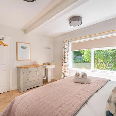 5 Bed In Oc-lr078 * Staveley (Cumbria)